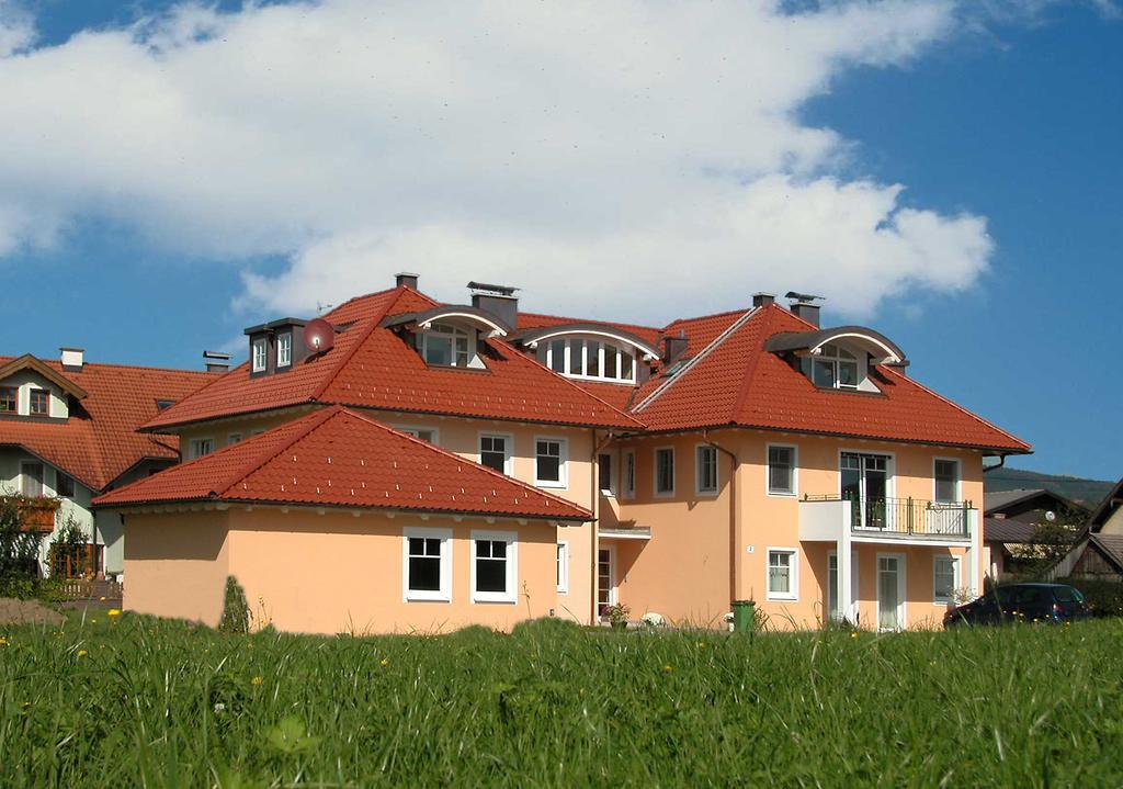Pension Hiesel-Villa Untersbergblick Anthering Стая снимка